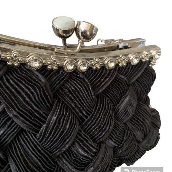 Black evening bag/ clutch  with chain strap - Picture 6 of 9